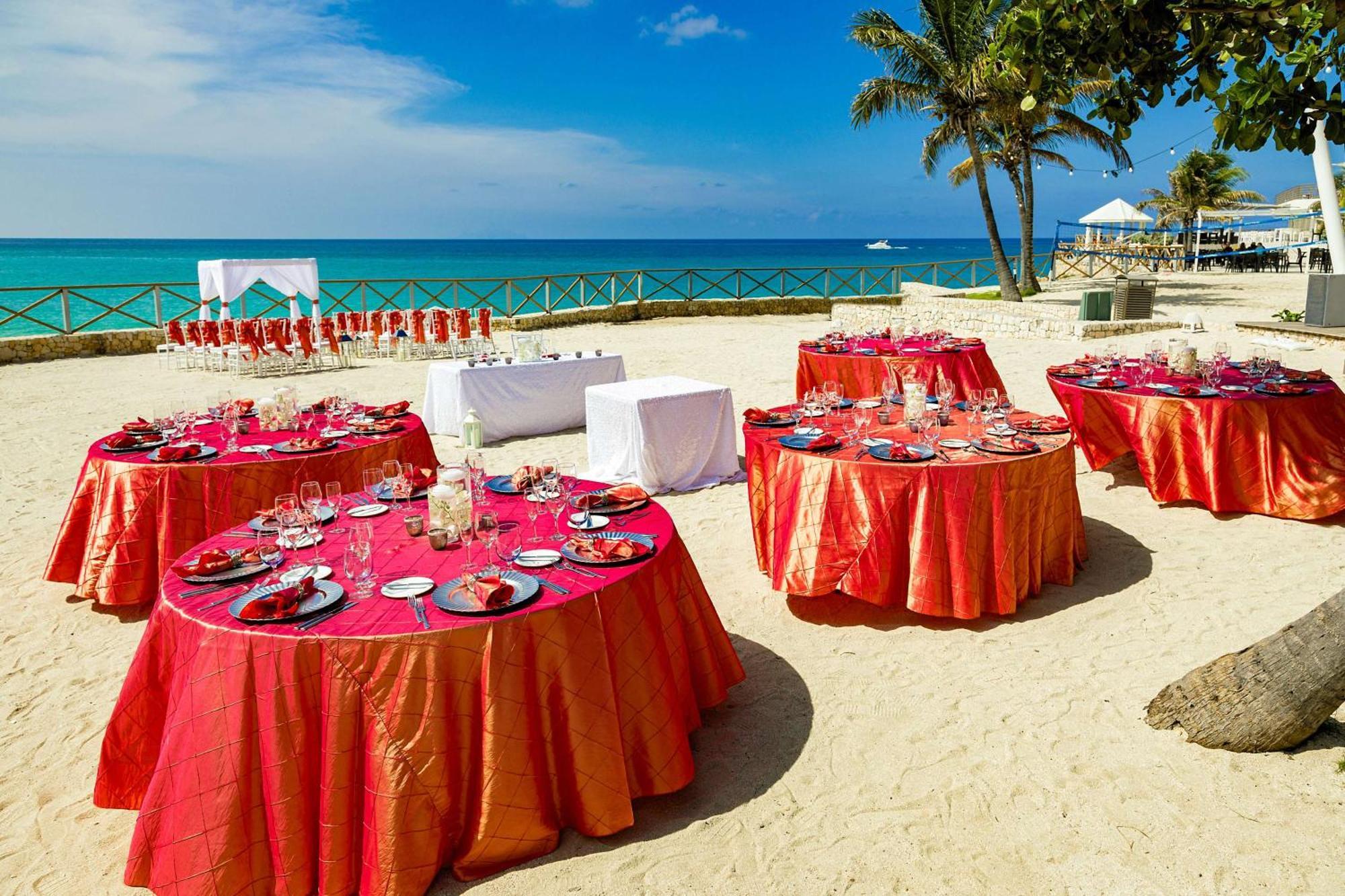Sonesta Maho Beach All Inclusive Resort Casino & Spa Екстер'єр фото