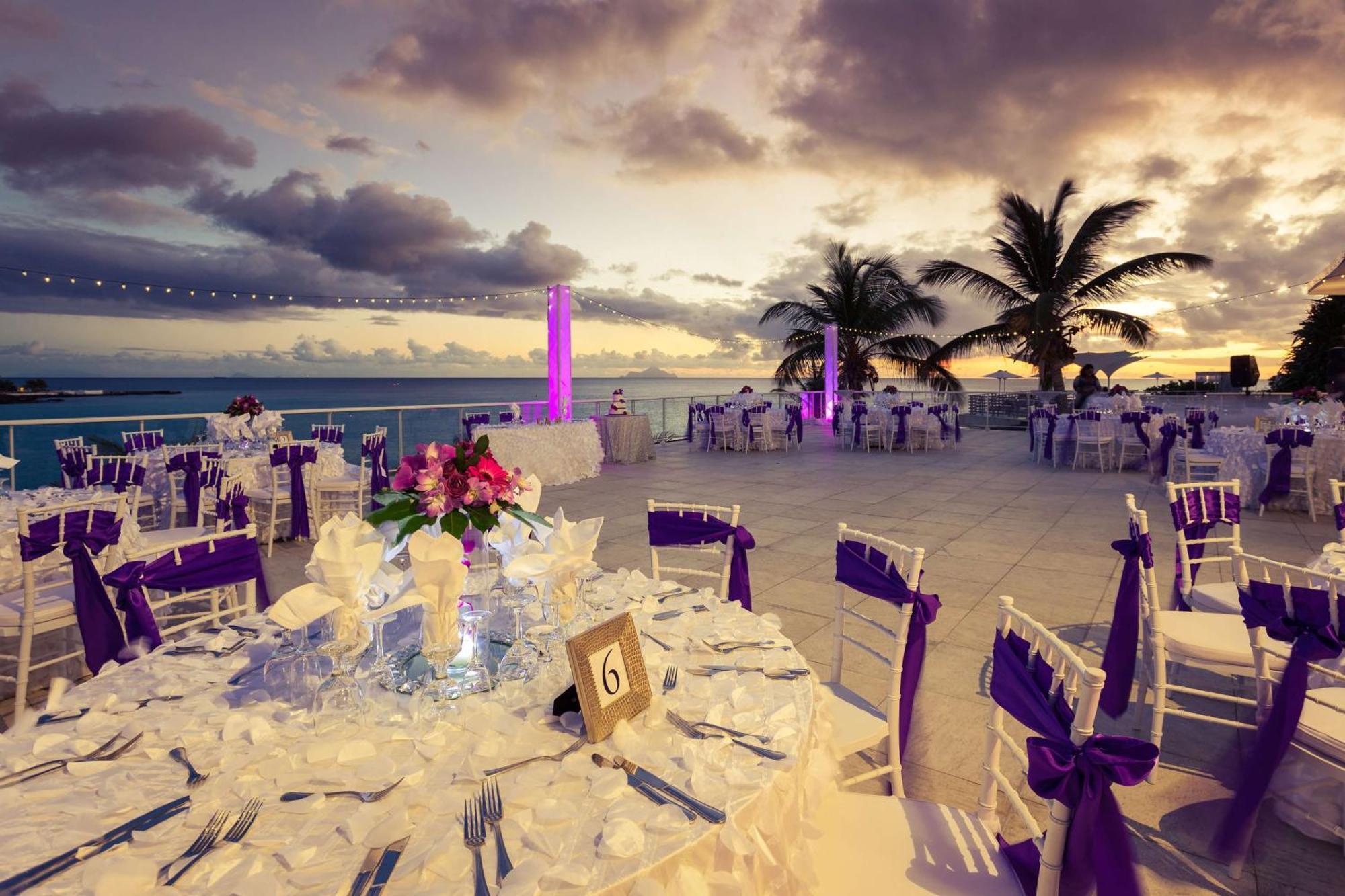 Sonesta Maho Beach All Inclusive Resort Casino & Spa Екстер'єр фото