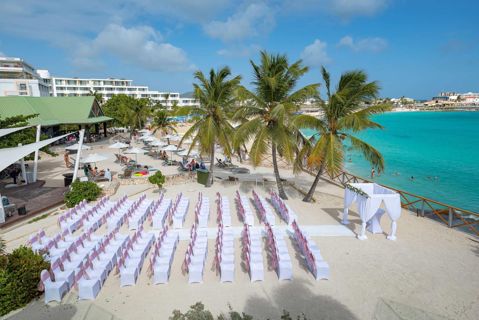Sonesta Maho Beach All Inclusive Resort Casino & Spa Екстер'єр фото