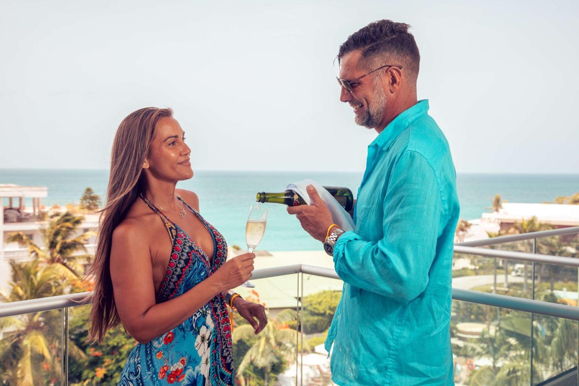 Sonesta Maho Beach All Inclusive Resort Casino & Spa Екстер'єр фото